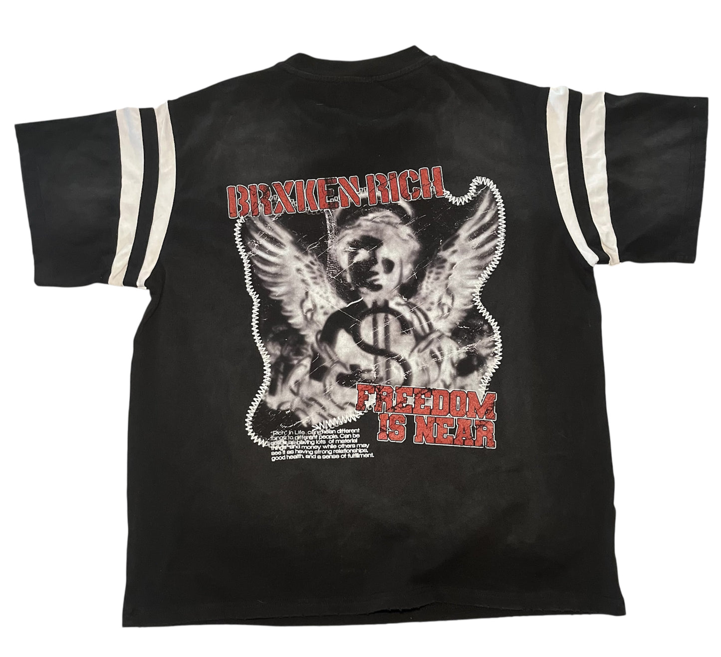 "Rich World" T-Shirt